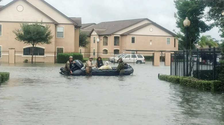 4th Reconnaissance Marines support rescue efforts in wake of Hurricane Harvey.
