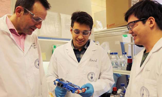 Researchers (L-R) Guenther, Hakimi and Cheng, who created the first ‘skin printer’ that can help treat deep skin wounds. (Source: Liz Do)