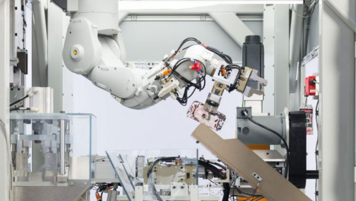 Meet Apple’s New Toy: The Robot “Daisy” That Can Disassemble 200 iPhones Per Hour