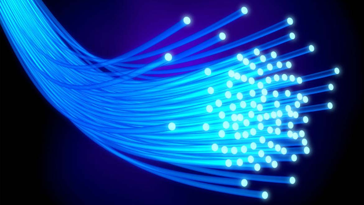 Single Component Enables Optical Fiber To Transmit Equivalent Of Entire Internet’s Data