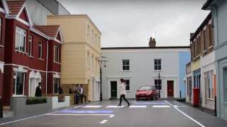 Smart Crossing Designed to Make Pedestrians Safer 